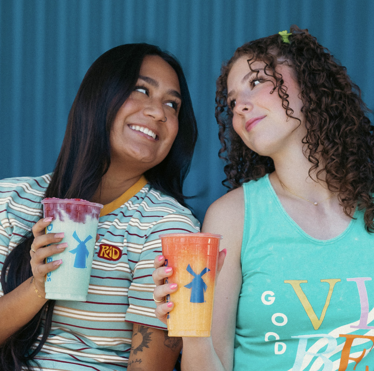 Tropical Frosted Lemonade & Sherbet Rebel: These cool creations are bringing all the summer vibes! 
