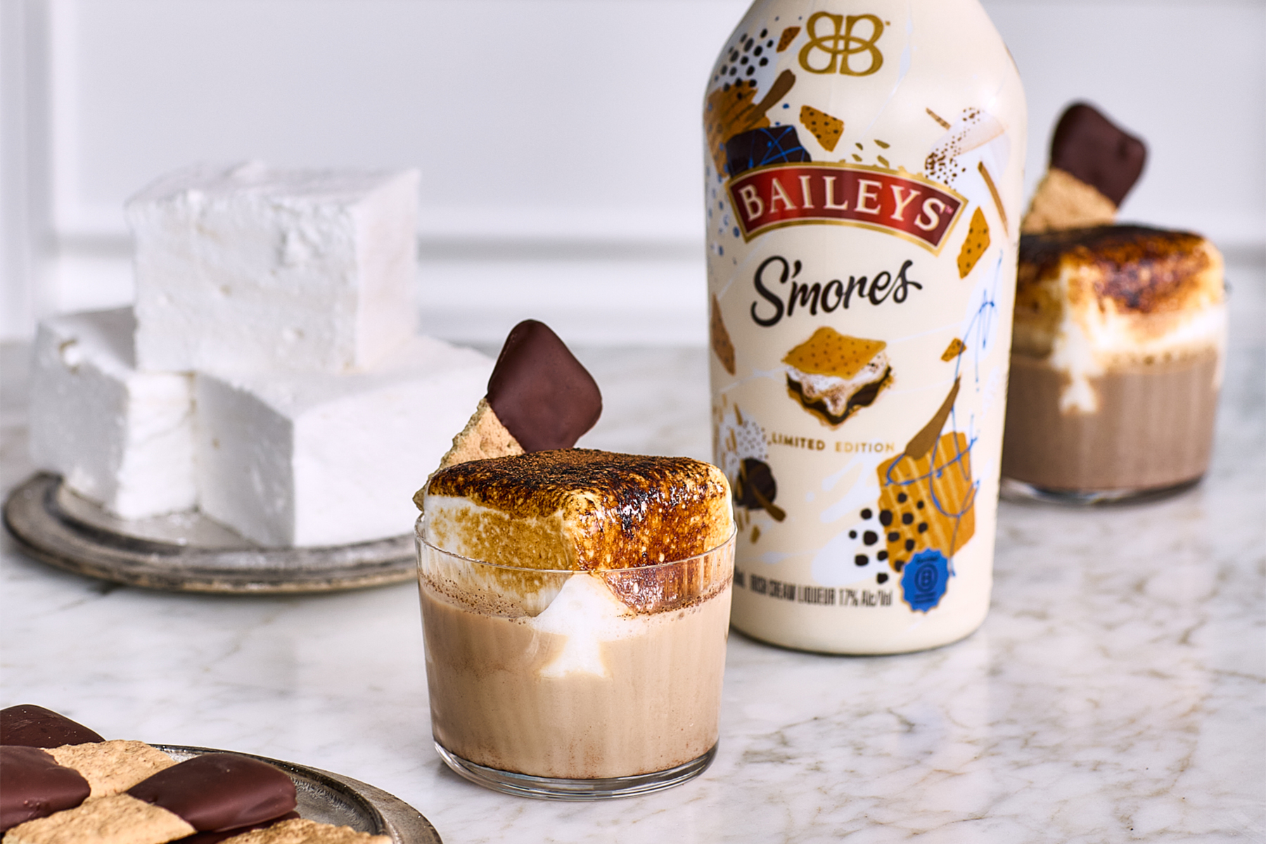 The Baileys S'mores Dark N' Roasty is perfect for Roasters who swear a burnt, flame-crisped marshmallow is the way to do it